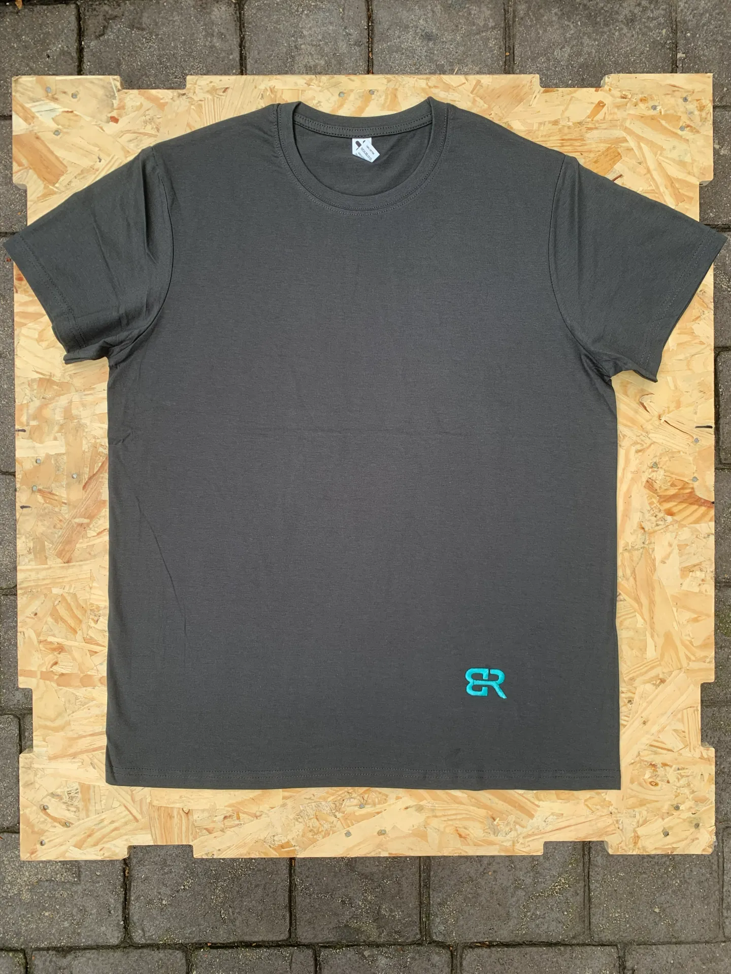 Camiseta Algodón Bordada